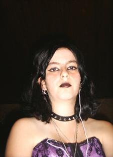 goth girl with choker